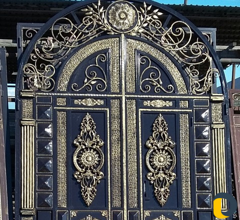 Изготовление кованых и простых ворот Изготовление кованых и простых ворот фото