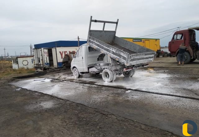 Вывоз мусора газель самосвал грузоперевозки по РФ Вывоз мусора газель самосвал грузоперевозки по РФ фото